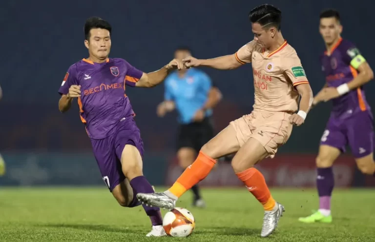 Vòng 8 V-League: Tâm điểm Công An Hà Nội vs B.Bình Dương