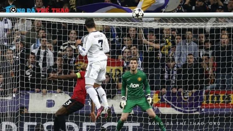 Top những cầu thủ bóng đá bật cao nhất lịch sử bóng đá đến 2025 1 Top những cầu thủ bóng đá bật cao nhất lịch sử bóng đá đến 2025 – Những 'chiếc lò xo' vĩ đại trên sân cỏ