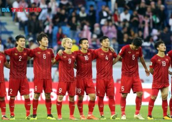 Top 10 cầu thủ hay nhất Việt Nam ghi dấu ấn trên sân cỏ