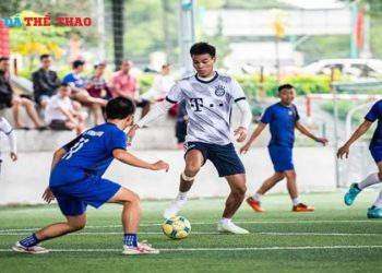 Luật bóng đá 11 người