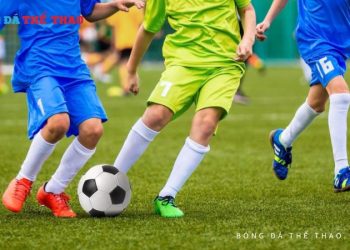 3 kỹ thuật tranh cướp bóng giúp bạn làm chủ trận đấu