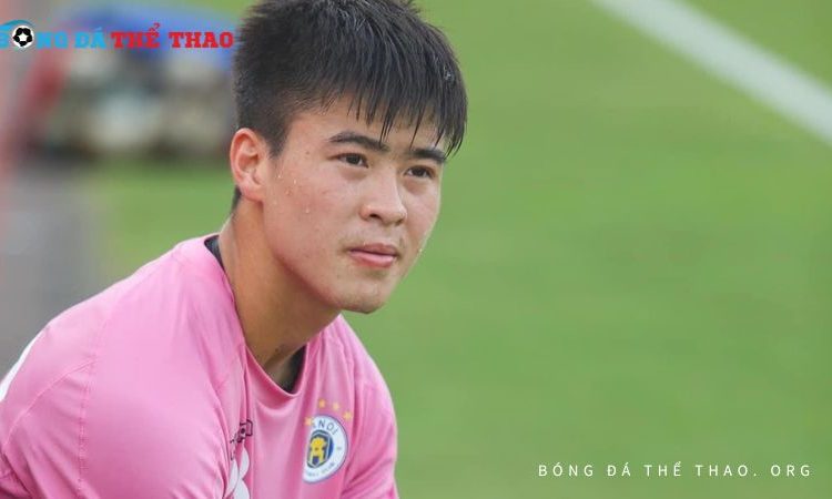 Top 5 cầu thủ đẹp trai nhất đội tuyển Việt Nam làm fan điêu đứng