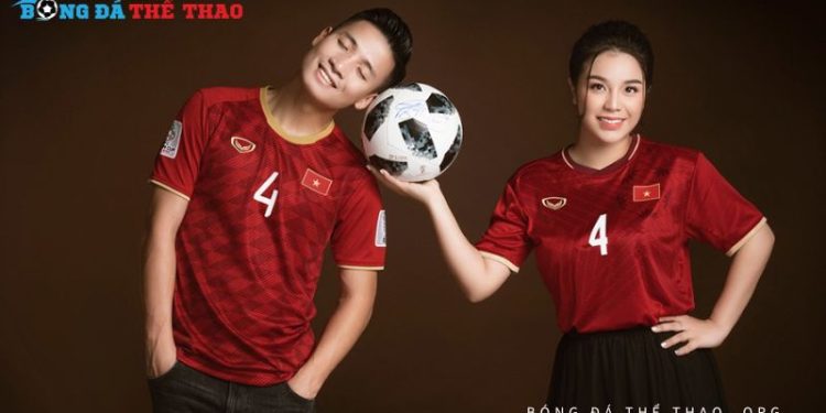 Cầu thủ bóng đá Việt Nam lấy vợ đẹp, tài năng